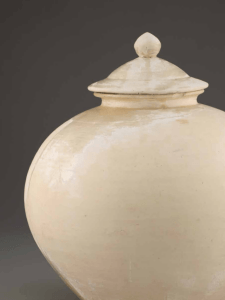 Chinese Ceramics in the Late Tang Dynasty